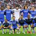 Chelsea spelers in het blauwe thuisshirt van 2012 met Samsung sponsor voorafgaand aan de Champions League finale.